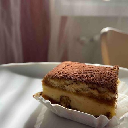 Tiramisu, A Cozy 2-Bdrm Apt Apartamento Treviso Exterior foto